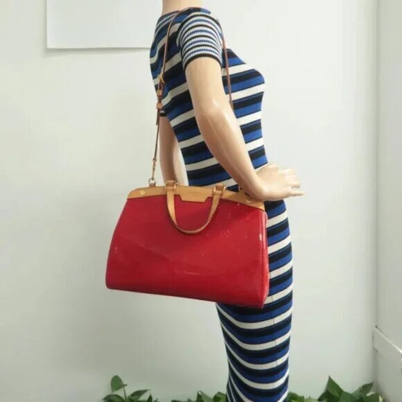 100% Authentic Louis Vuitton Brea Red Monogram Patent Leather Satchel - Picture 12 of 12